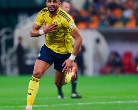 عبدالإله العمري يدخل التاريخ بثنائية في شباك الأهلي بدوري روشن