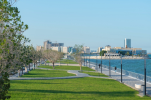 السعودية: ضوابط تسمية المرافق العامة وحظر أسماء الملوك