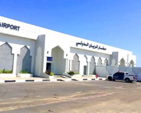 The governor of Hadramawt demands that the Southern Transitional Council immediately evacuate Al-Rayyan Airport