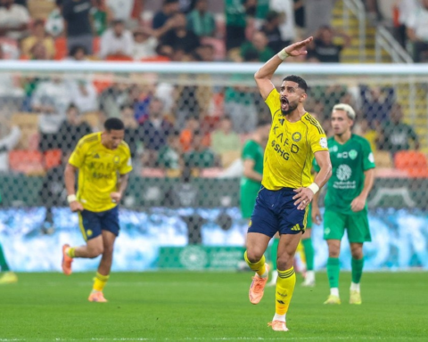 عبدالإله العمري يثير الجدل أمام جماهير الأهلي بعد خسارة النصر