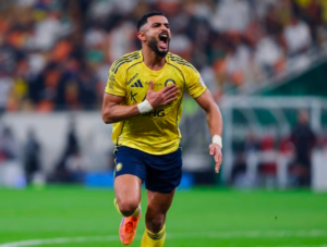 عبدالإله العمري يعلق على خسارة النصر من الأهلي: الدوري طويل