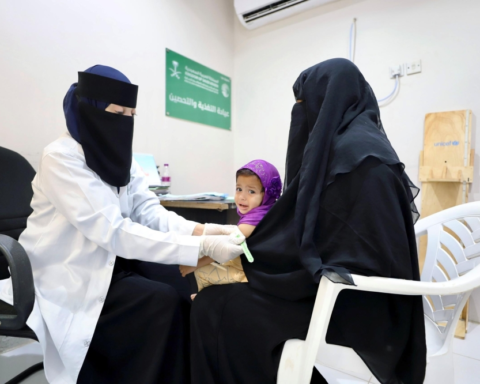 دعم مركز الملك سلمان للإغاثة للقطاع الصحي في حجة اليمن