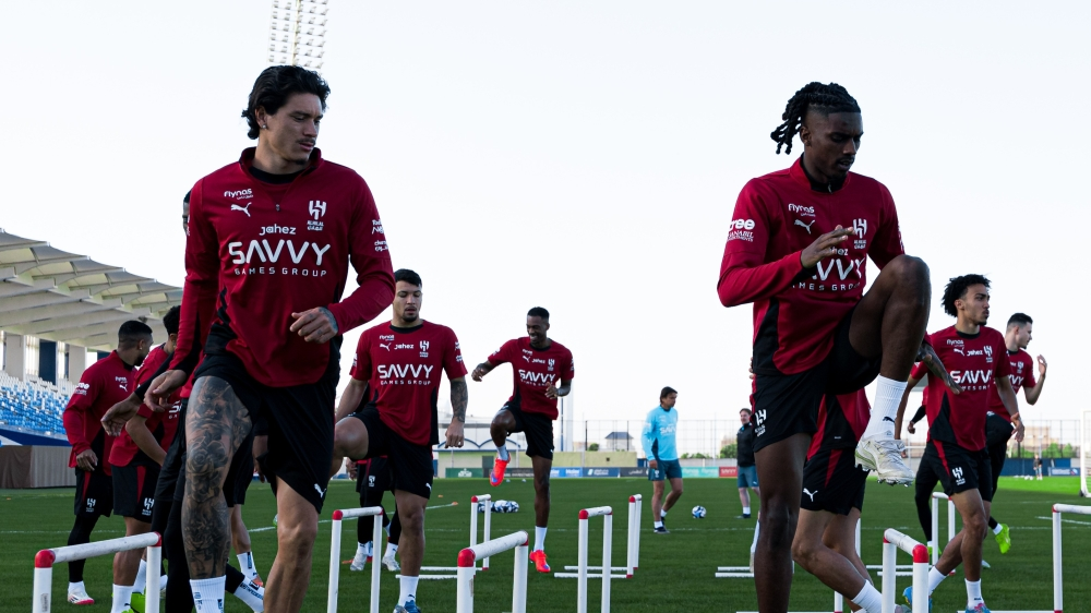 موعد مباراة الهلال وضمك في دوري روشن وصراع الصدارة
