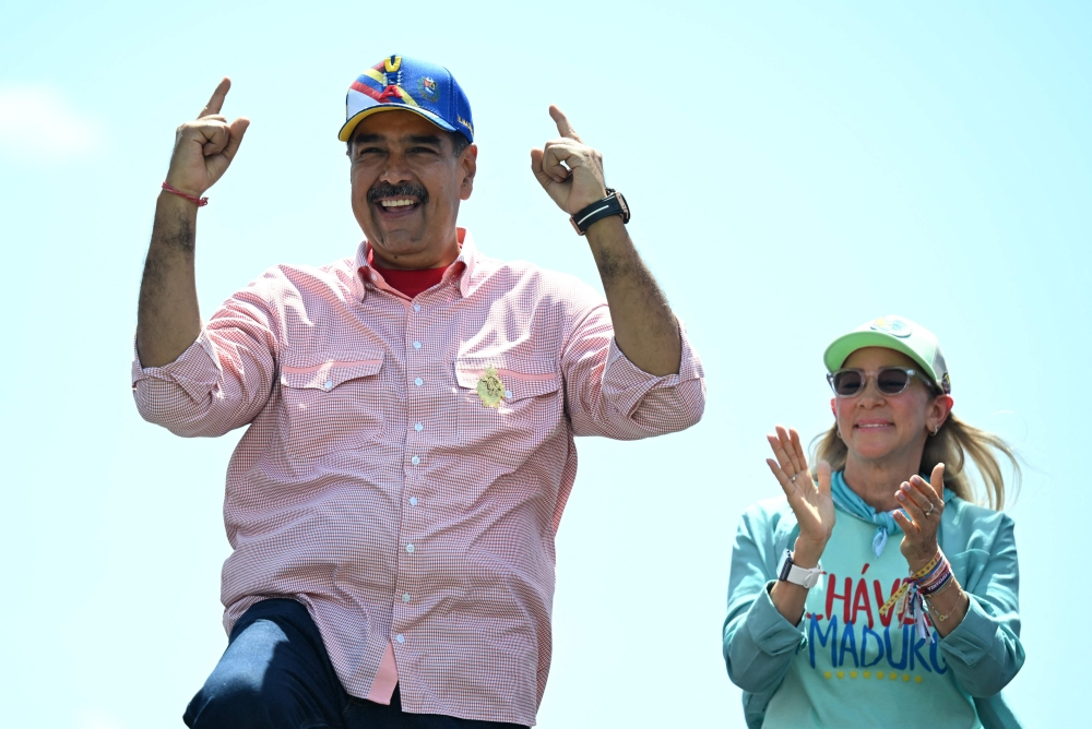 فنزويلا تطالب أمريكا بدليل حياة مادورو بعد أنباء اعتقاله