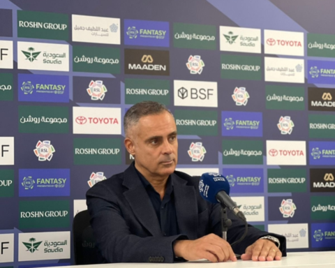 قوميز يكشف أسرار فوز الفتح على الشباب وتفاصيل إصابة ويسلي