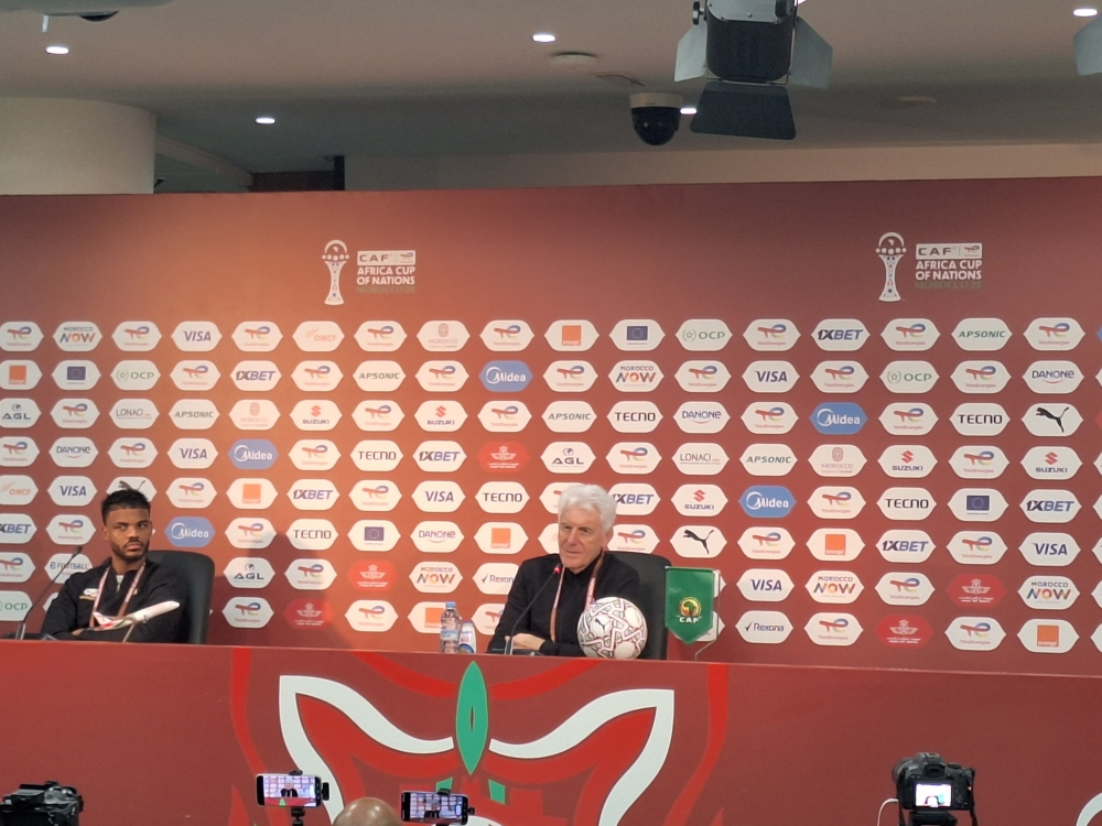 هوغو بروس يتوعد الكاميرون: لا رحمة في ثمن نهائي أمم إفريقيا