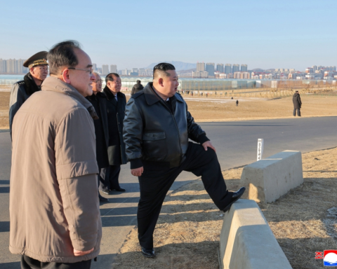 كوريا الشمالية تطلق صواريخ بالستية رداً على اعتقال مادورو