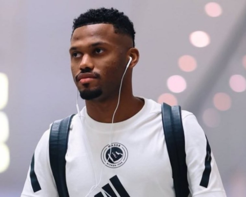 أيمن يحيى مهدد بالغياب عن ديربي النصر والهلال