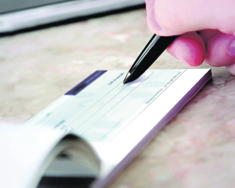 تراجع شيكات المقاصة بالسعودية 55% في نوفمبر 2025 – بيانات المركزي