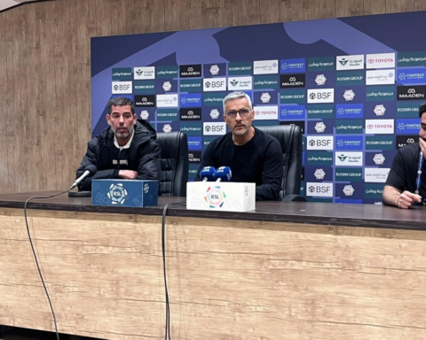 مدرب ضمك يكشف سبب الخسارة أمام الهلال: احترمناهم كثيراً