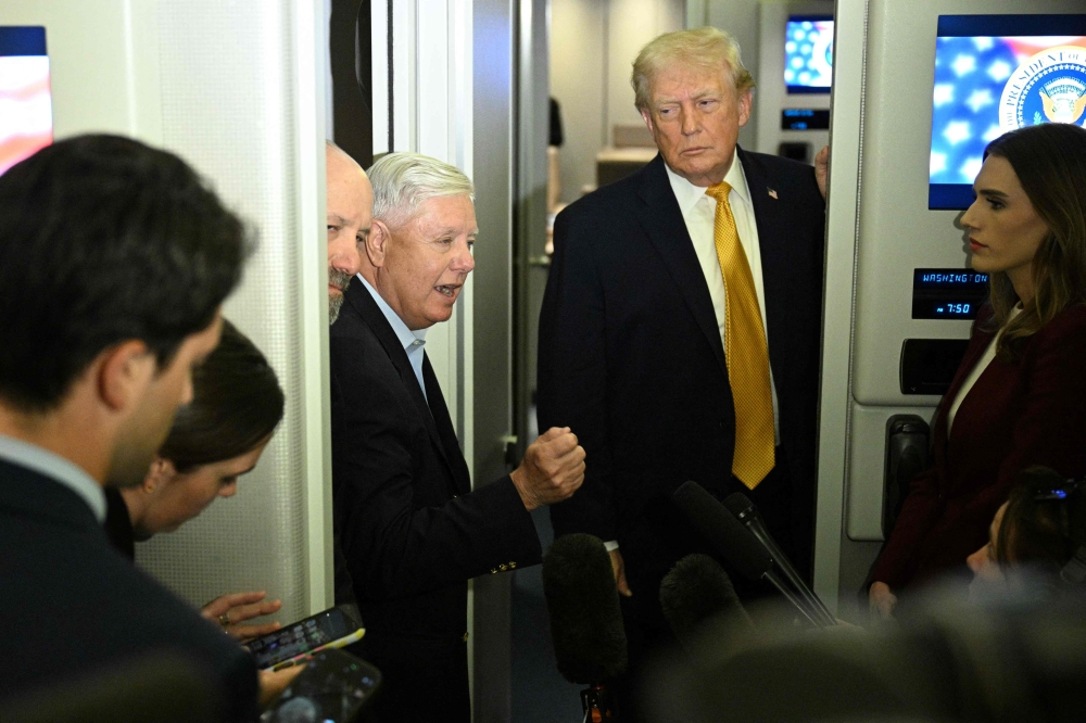 ترامب يشكك في استهداف أوكرانيا لمقر بوتين بالمسيرات