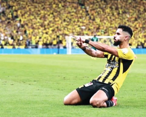 الشباب يفاوض الهلال والاتحاد لضم الشهري والبليهي في الشتوية