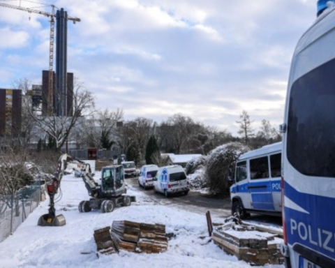 رابطة العالم الإسلامي تدين هجوم الكهرباء في برلين