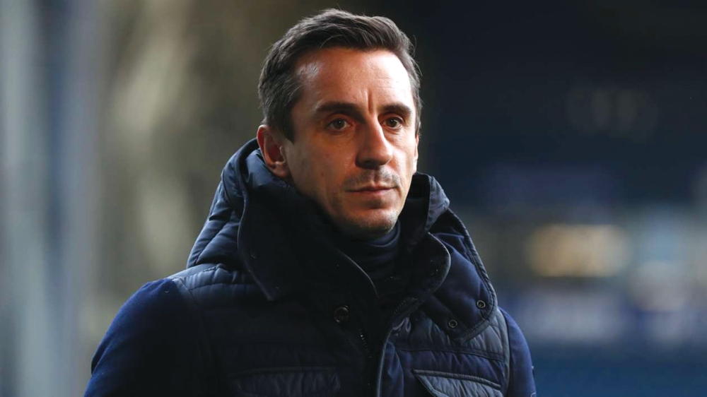 نيفيل يحذر مانشستر يونايتد بعد إقالة أموريم: كفى تجارب