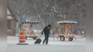 الثلوج تشل هولندا: توقف القطارات وإلغاء 300 رحلة جوية