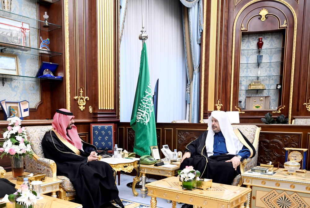 رئيس مجلس الشورى ومحافظ الحكومة الرقمية يبحثان تعزيز التحول الرقمي