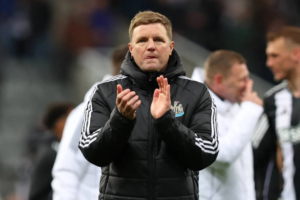 Eddie Howe rejects Manchester United job and sticks with Newcastle