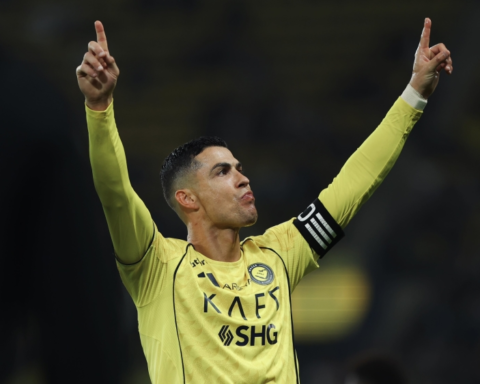 أولا أينا يكشف كواليس مواجهة رونالدو: هيبة تحسم المباريات