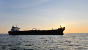 Russia protects oil tanker from US pursuit with submarine