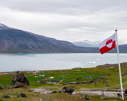 اجتماع أمريكي دنماركي لمناقشة رغبة ترامب في شراء غرينلاند