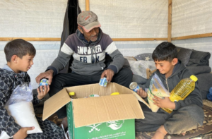 The King Salman Center continues to provide urgent food aid to Gaza