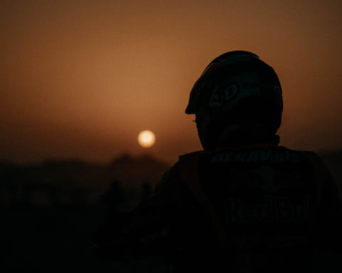 نتائج المرحلة 4 رالي داكار 2026: لاتيغان يتصدر السيارات