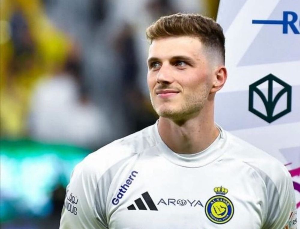 بينتو يطلب الرحيل عن النصر لجنوى: التفاصيل الكاملة