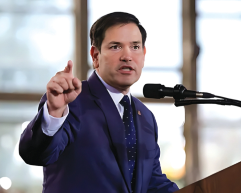 البيت الأبيض: واشنطن تملي القرارات في فنزويلا وتخطط للنفط