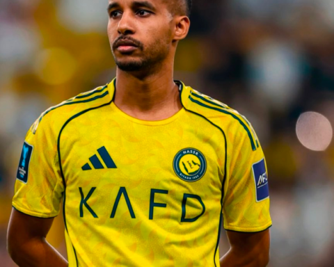 أزمة عبدالرحمن غريب ومدرب النصر بعد مباراة القادسية