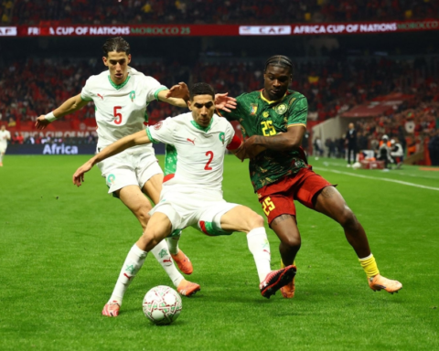 المغرب يهزم الكاميرون 2-0 ويتأهل لنصف نهائي أمم أفريقيا