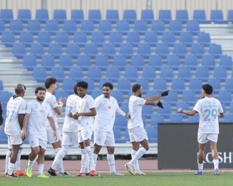 الفتح يهزم نيوم ويحقق انتصاره الرابع توالياً في دوري روشن