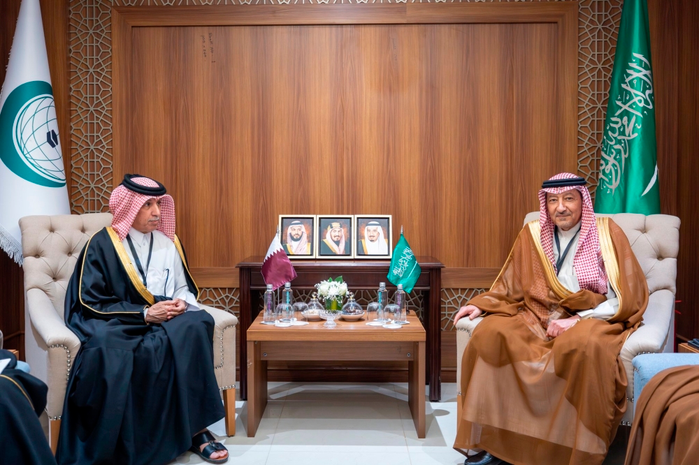 Walid Al-Khuraiji's meetings at the Islamic Cooperation meeting in Jeddah