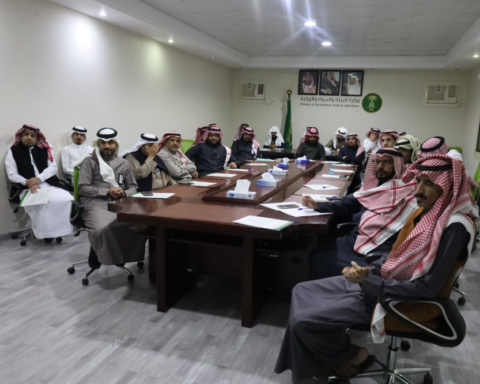 تدريب موظفي البيئة بالطائف على شبكات الري والزراعة المائية