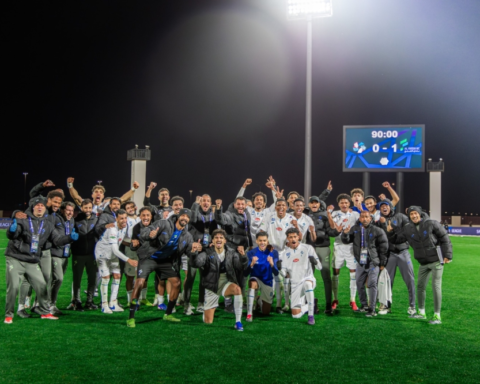 الفتح يستعد للرياض بعد فوز نيوم: تدريبات استرجاعية وسلسلة انتصارات