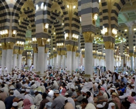 توزيع مليون كتاب توعوي لضيوف الرحمن بالمدينة المنورة 2025