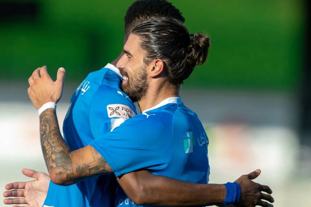 إنزاغي يشيد بكنو ونيفيز قبل مباراة الهلال والنصر في دوري روشن