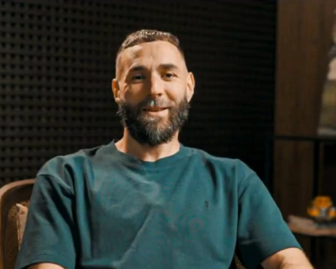 تجديد عقد كريم بنزيما مع الاتحاد 2028: تفاصيل العرض وموقف اللاعب