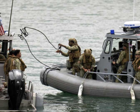 مناورات عسكرية أمريكية بنمية لحماية القناة: تفاصيل وأبعاد