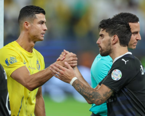 موعد مباراة الهلال والنصر اليوم في دوري روشن والقنوات الناقلة