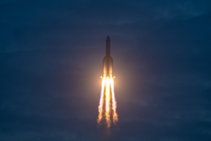 كندا تطلق 10 أقمار اصطناعية للذكاء الاصطناعي عبر سبيس إكس