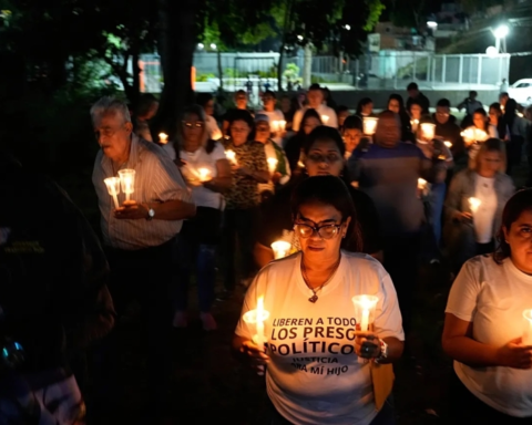 فنزويلا تفرج عن سجناء سياسيين بضغط من ترامب