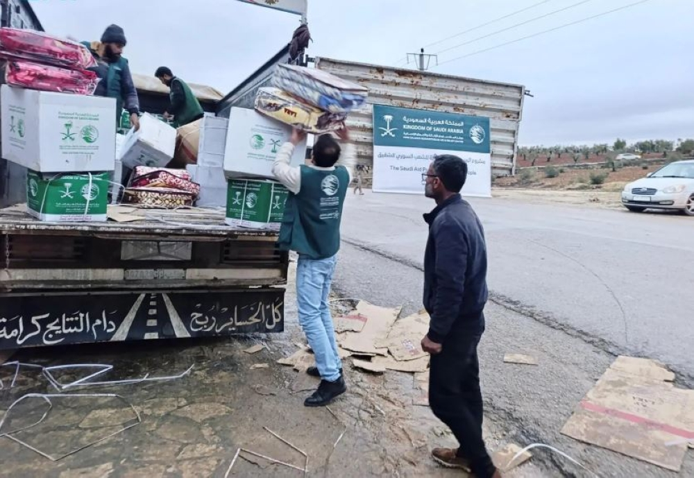 مركز الملك سلمان يوزع مساعدات في حلب ويواصل دعم اليمن
