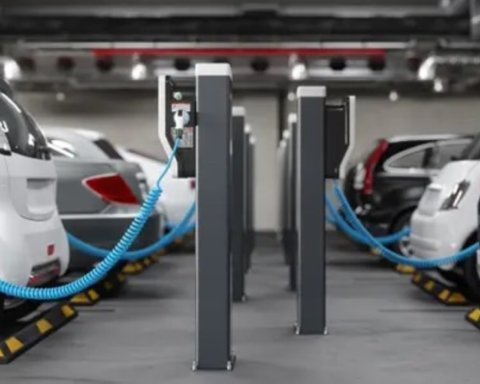 الاتحاد الأوروبي يقترح بديلاً لرسوم السيارات الكهربائية الصينية