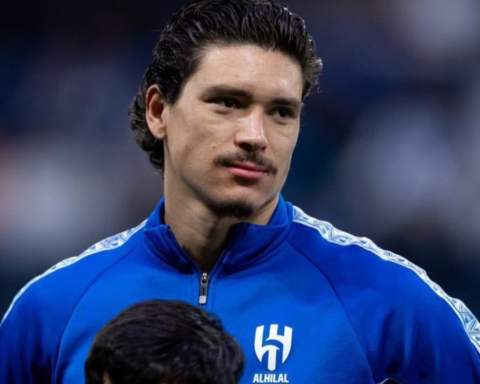 داروين نونيز يثور ضد حكم مباراة الهلال والنصر.. التفاصيل الكاملة
