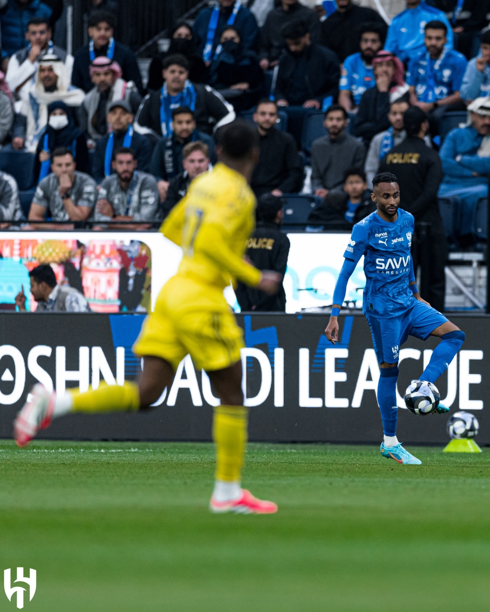 خبير تحكيمي يؤكد صحة ركلة جزاء الهلال ضد النصر