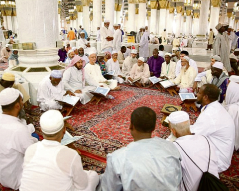 أعلى أسانيد القرآن والسنة في حلقات المسجد النبوي عالمياً
