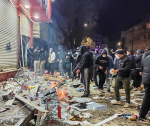 White House: Diplomacy remains an option with Iran despite the military threat