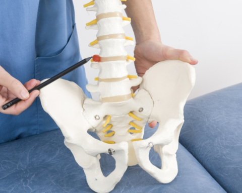 Treatment of herniated discs without surgery at Hira General Hospital in Mecca