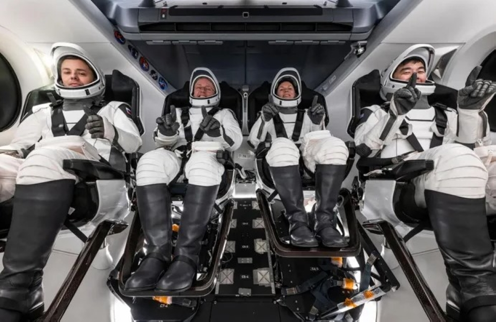 عودة طاقم محطة الفضاء الدولية مبكراً لأسباب طبية في سابقة تاريخية