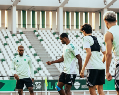 الأهلي يستعيد كيسي ومجرشي قبل لقاء الخلود في دوري روشن